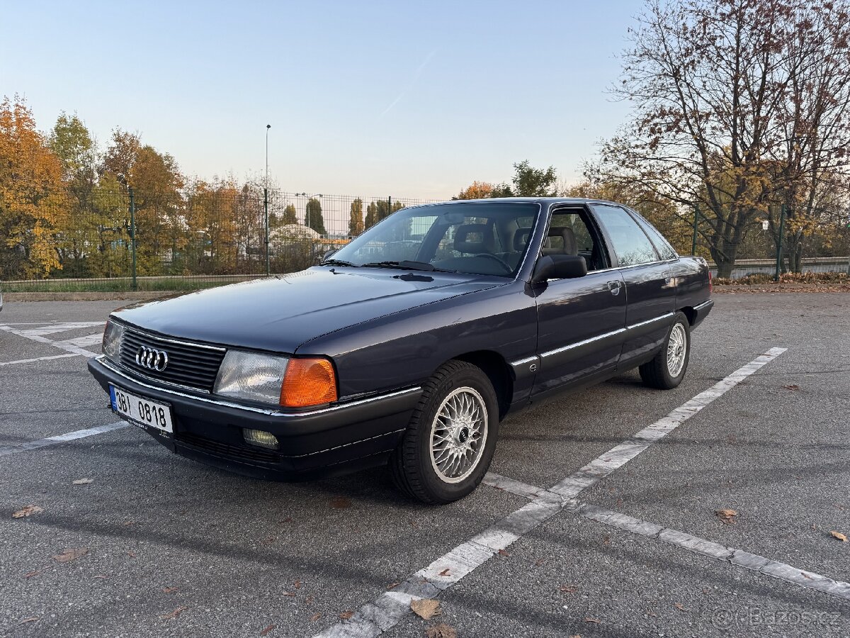 Audi 100 C3 2.2E 101 kW