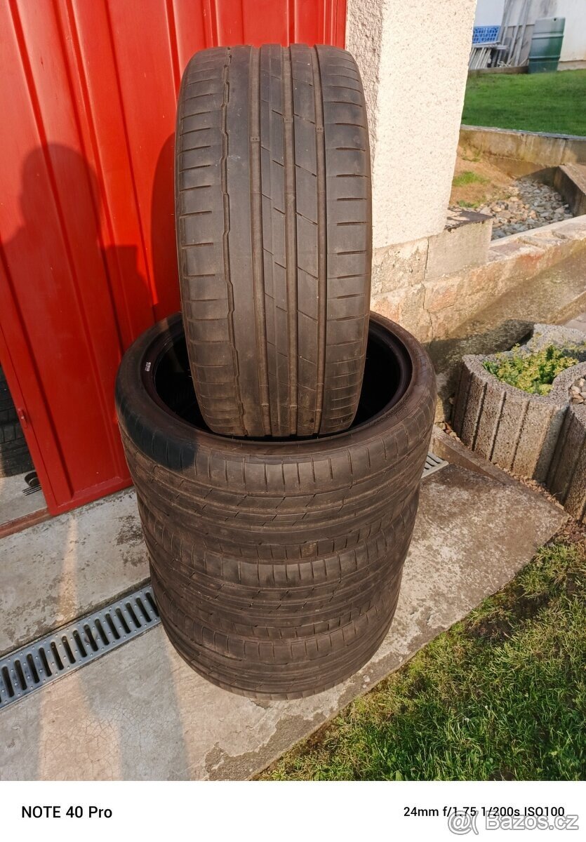 Pneu Hankook 235/35/19 letní