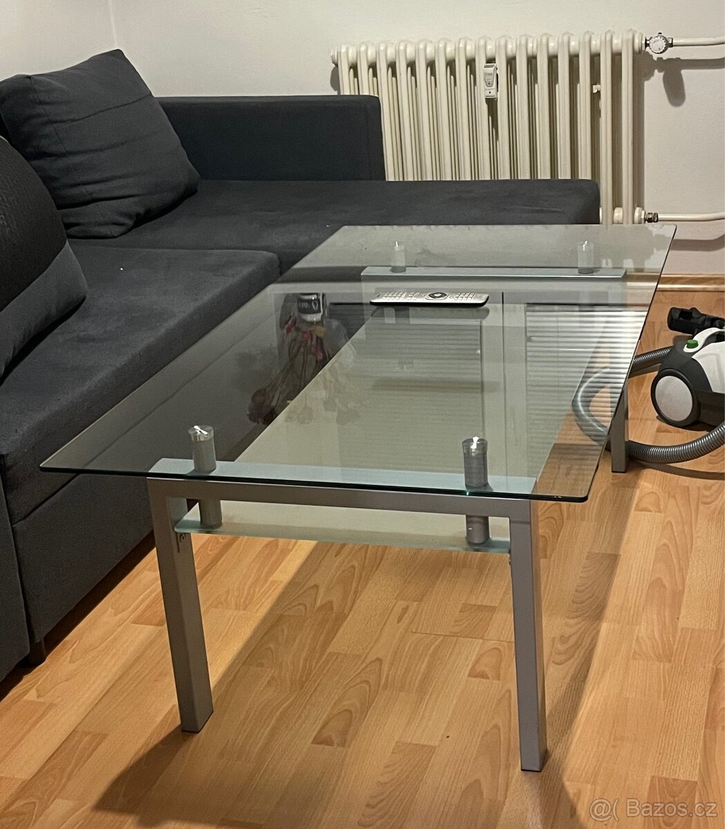 Konferenční stolek