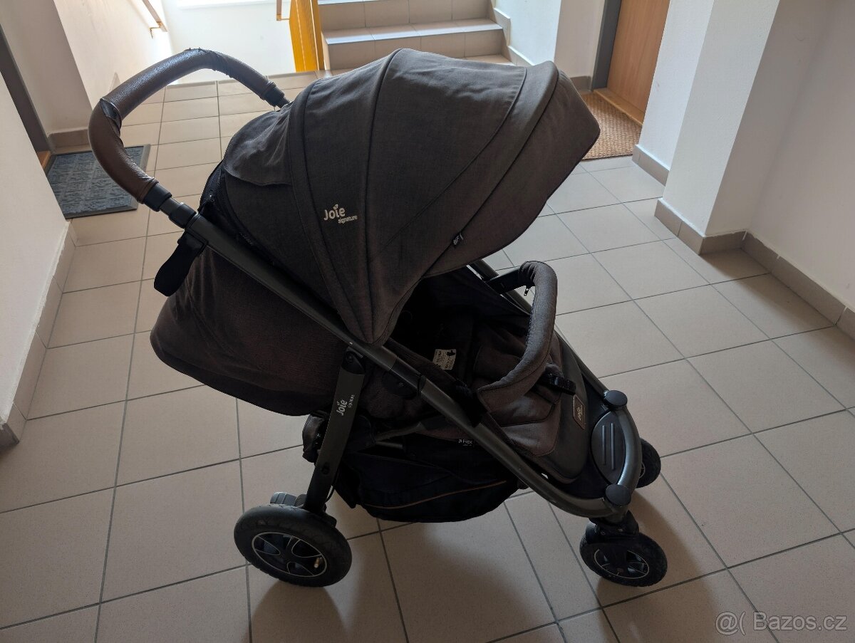 Kočárek Joie Mytrax Flex Signature