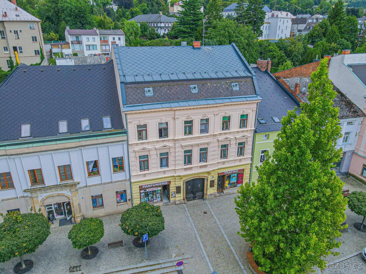 Pronájem, byt 2+1, 91 m, Hlavní náměstí 90/2, Šternberk, Čes