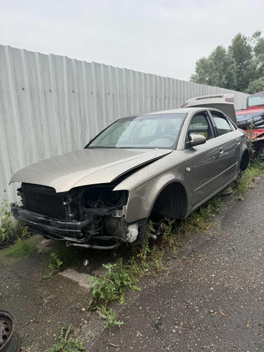 Audi A4, prodej náhradních dílů