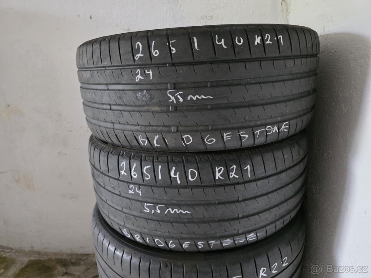 Letní pneu 2x265/40 R21 Bridgestone
