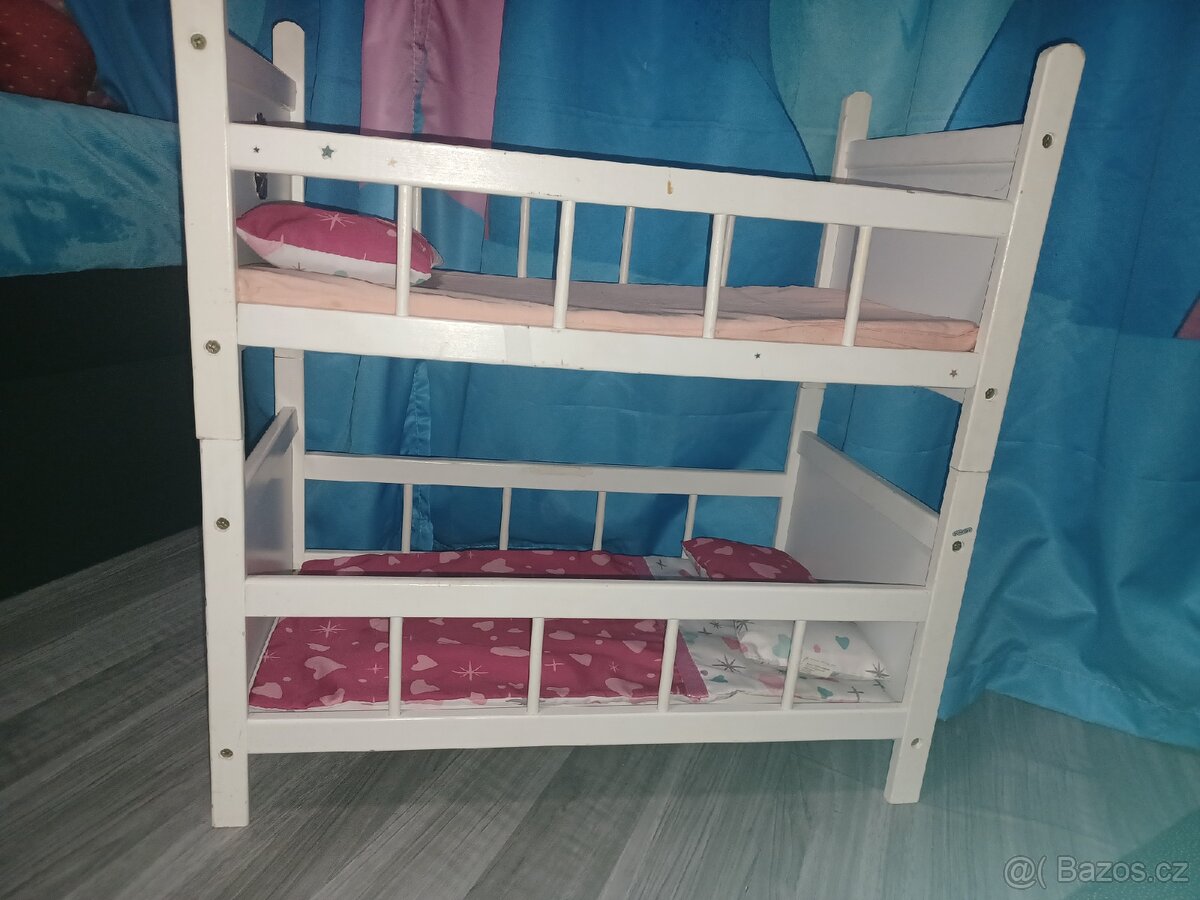 Postýlka pro dvě panenky