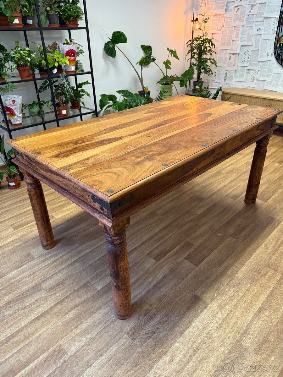 Masivní starožitní jídelní stůl dub
