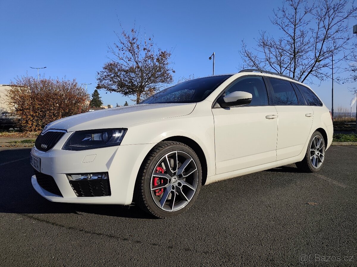 Prodám Škoda Octavia lll rs REZERVOVÁNO