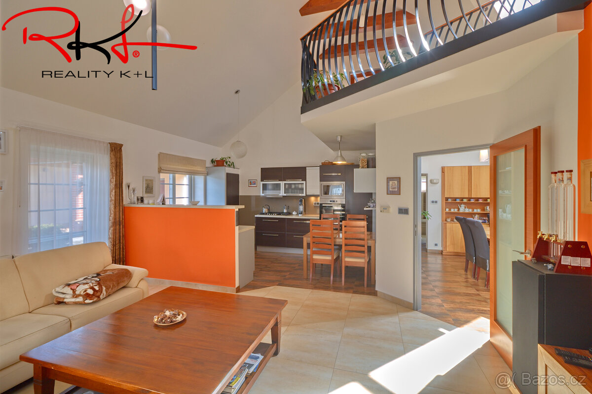 Prodej, dům s bazénem, zahrada, Černouček, Roudnice nad Labe