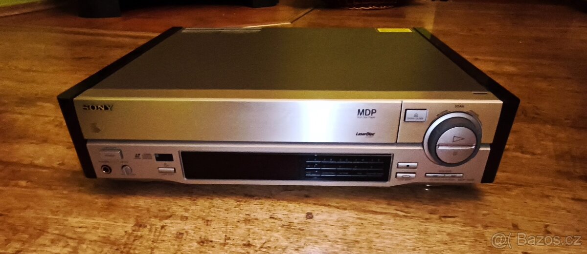 Laserdisc přehrávač Sony Mdp 740D, Champagne,čti popis.