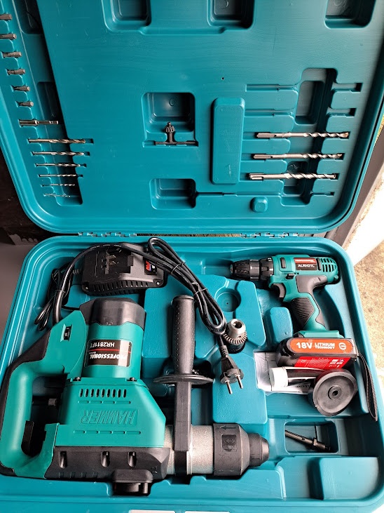 příklepová vrtačka