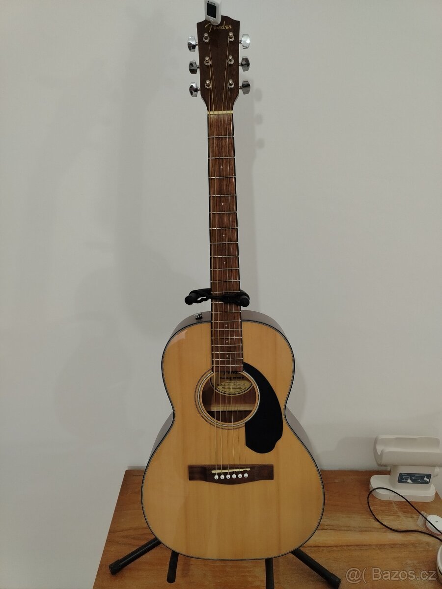 Kytara Fender akustická