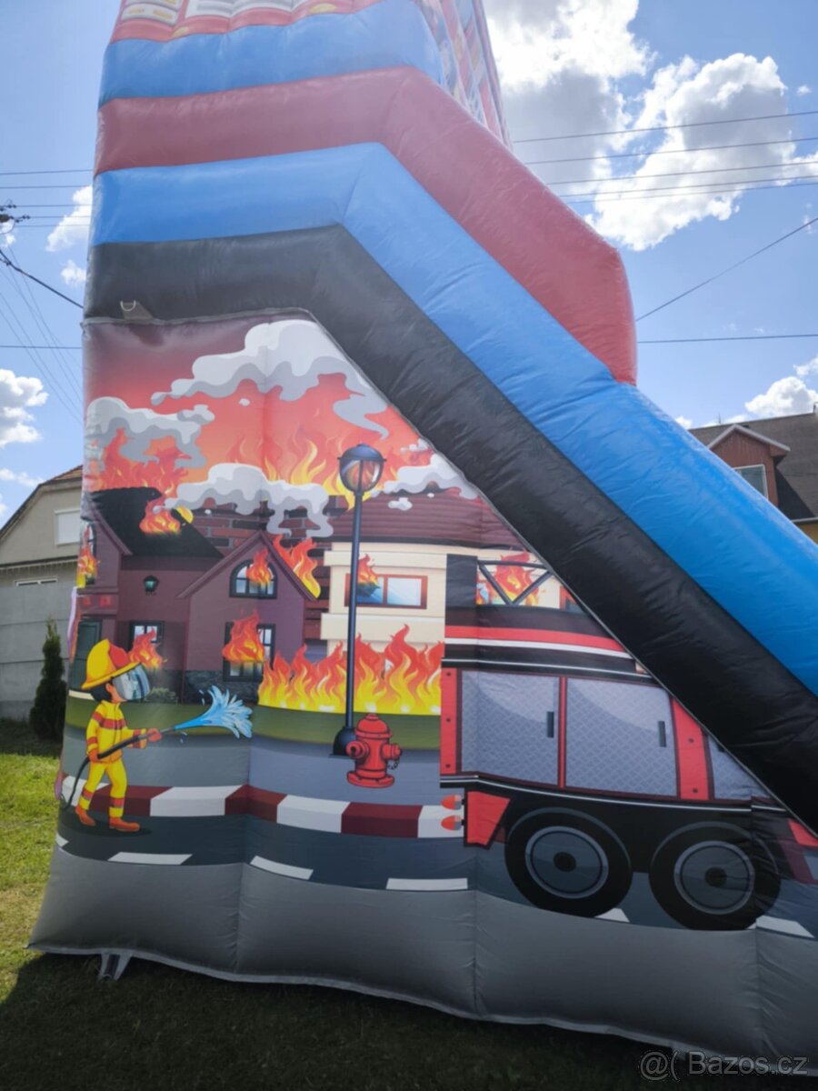 Prodám skakací hrad Požární auto/posezónní vyprodej