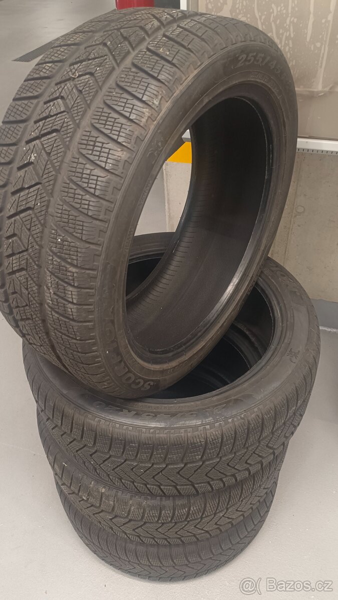 255/45/20  255/45 r20