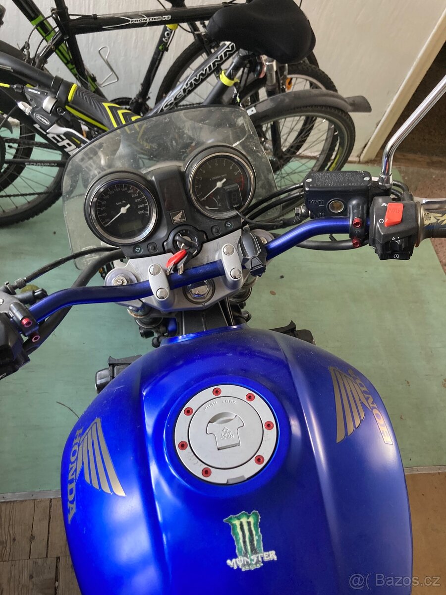 Honda hornet 900f