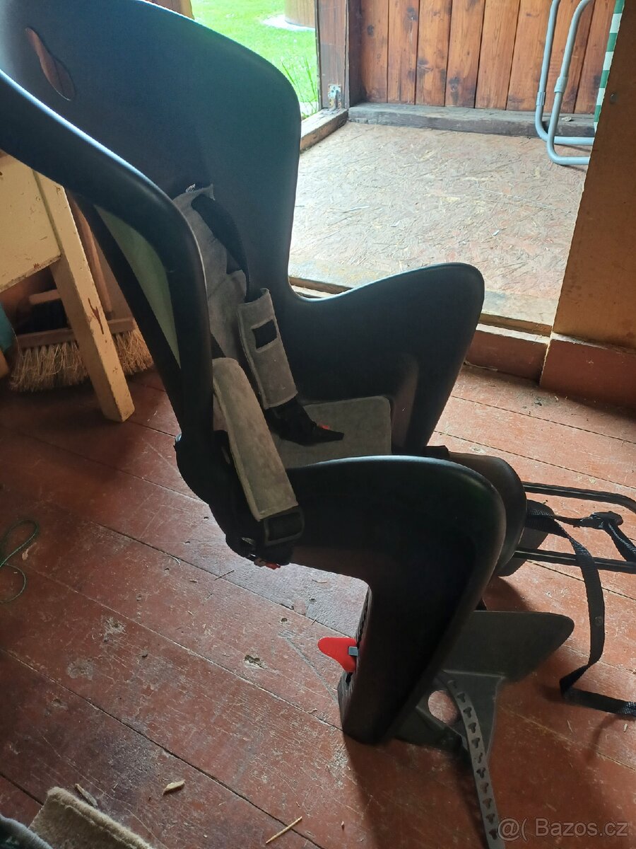 Dětská sedačka na kolo