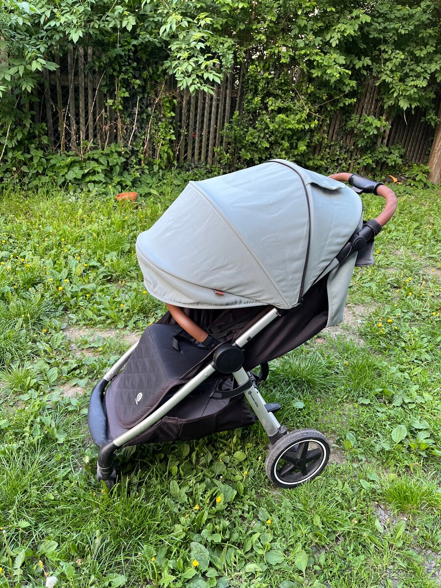 Kočárek Petite&Mars Royal