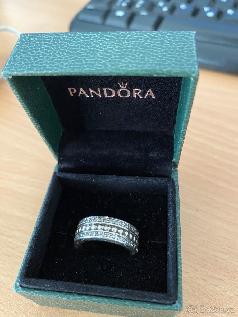 Pandora prsten vel. 56