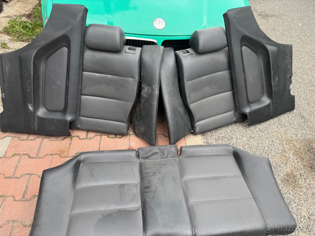 BMW E36 Compact sedačky - kůže