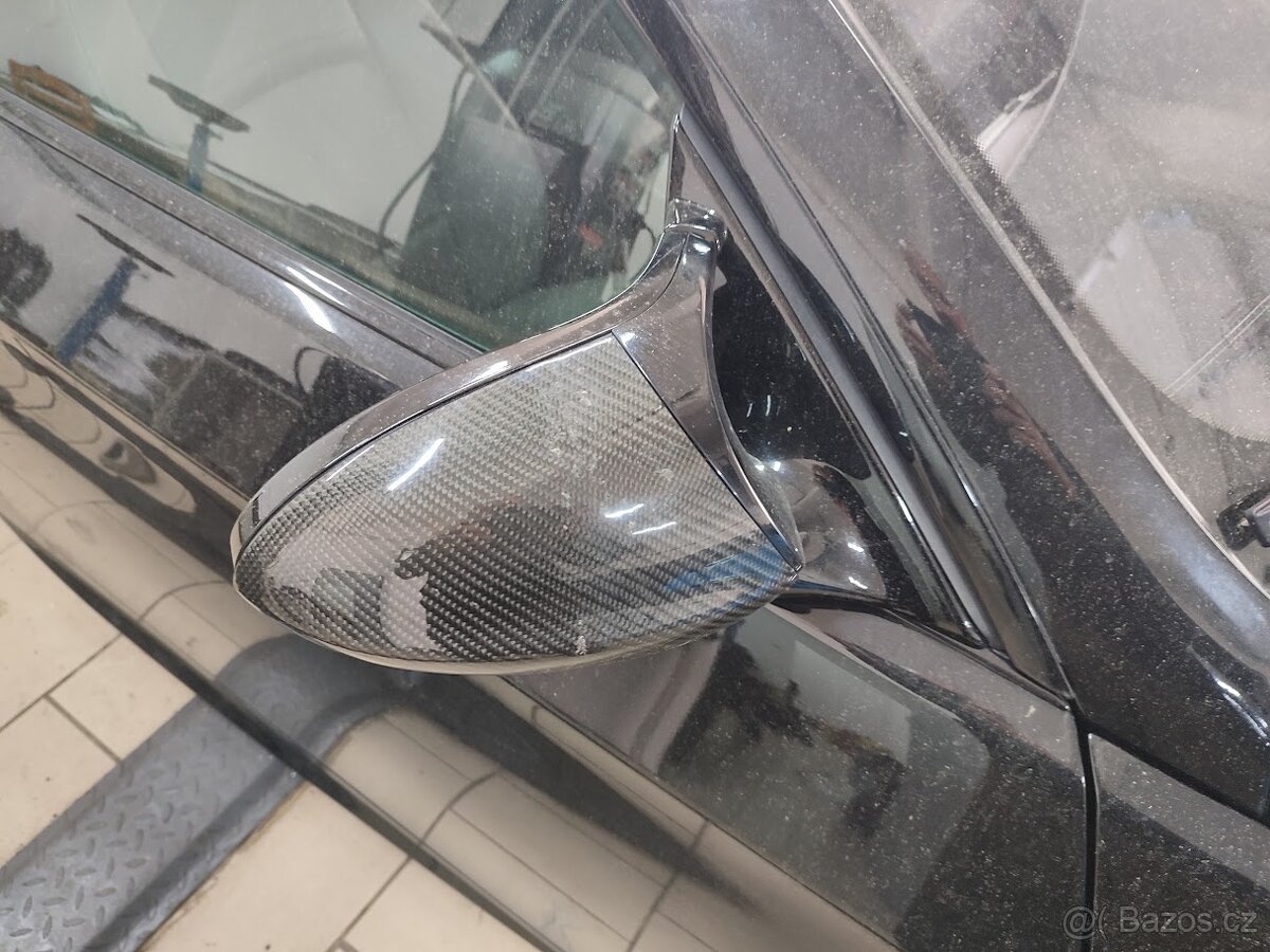 BMW E92 carbon doplňky M3 335i