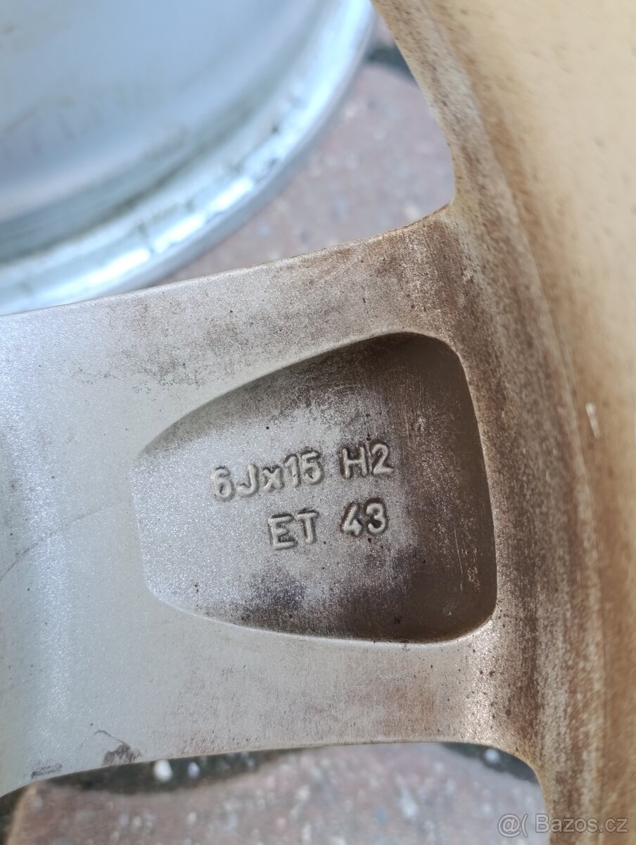 Alu kola