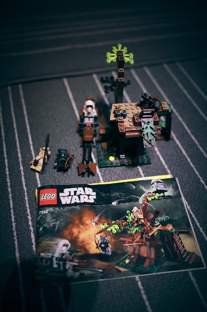 LEGO Star Wars 7956 Ewok Attack