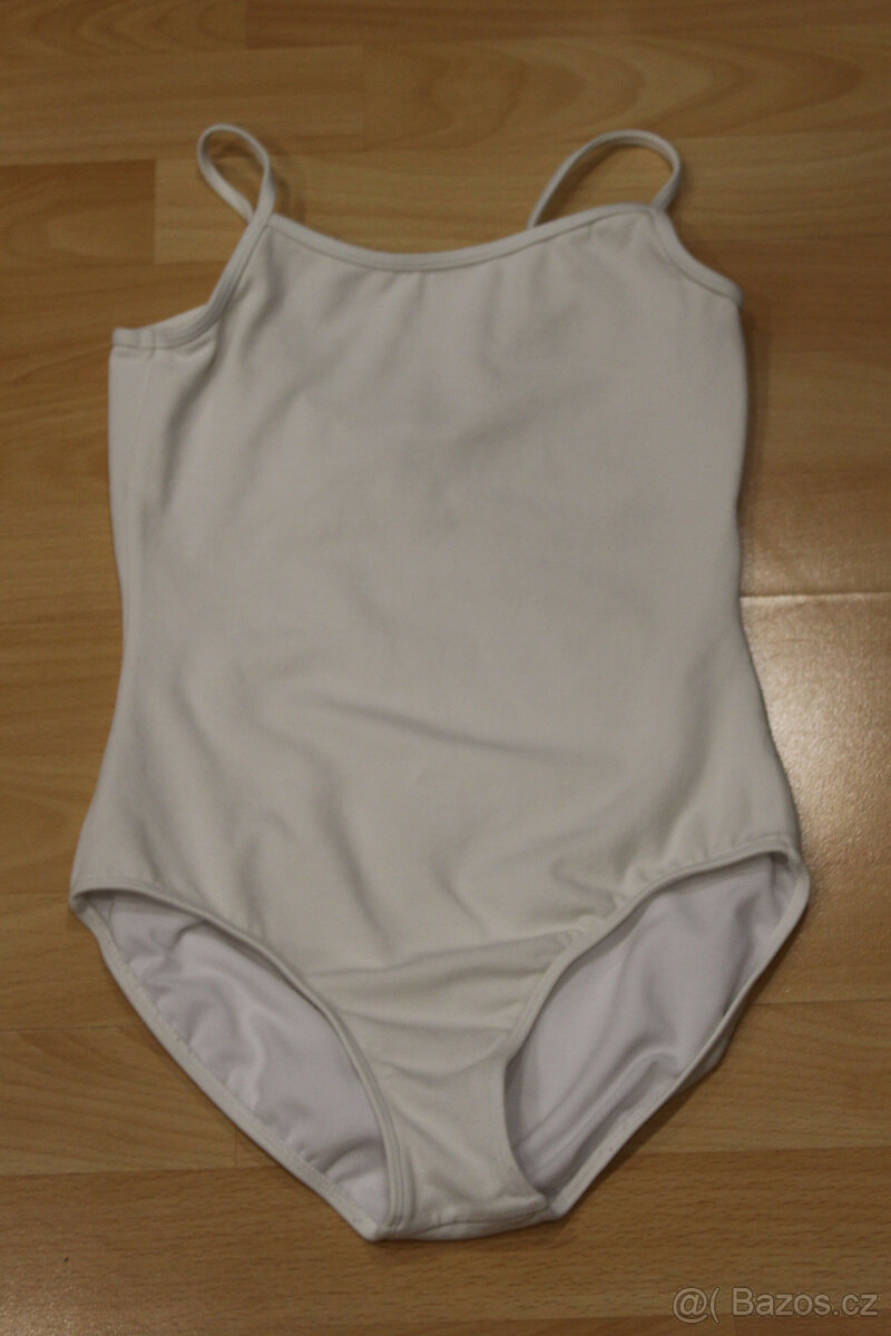 Bílý dívčí baletní dres, Bloch 14, největší