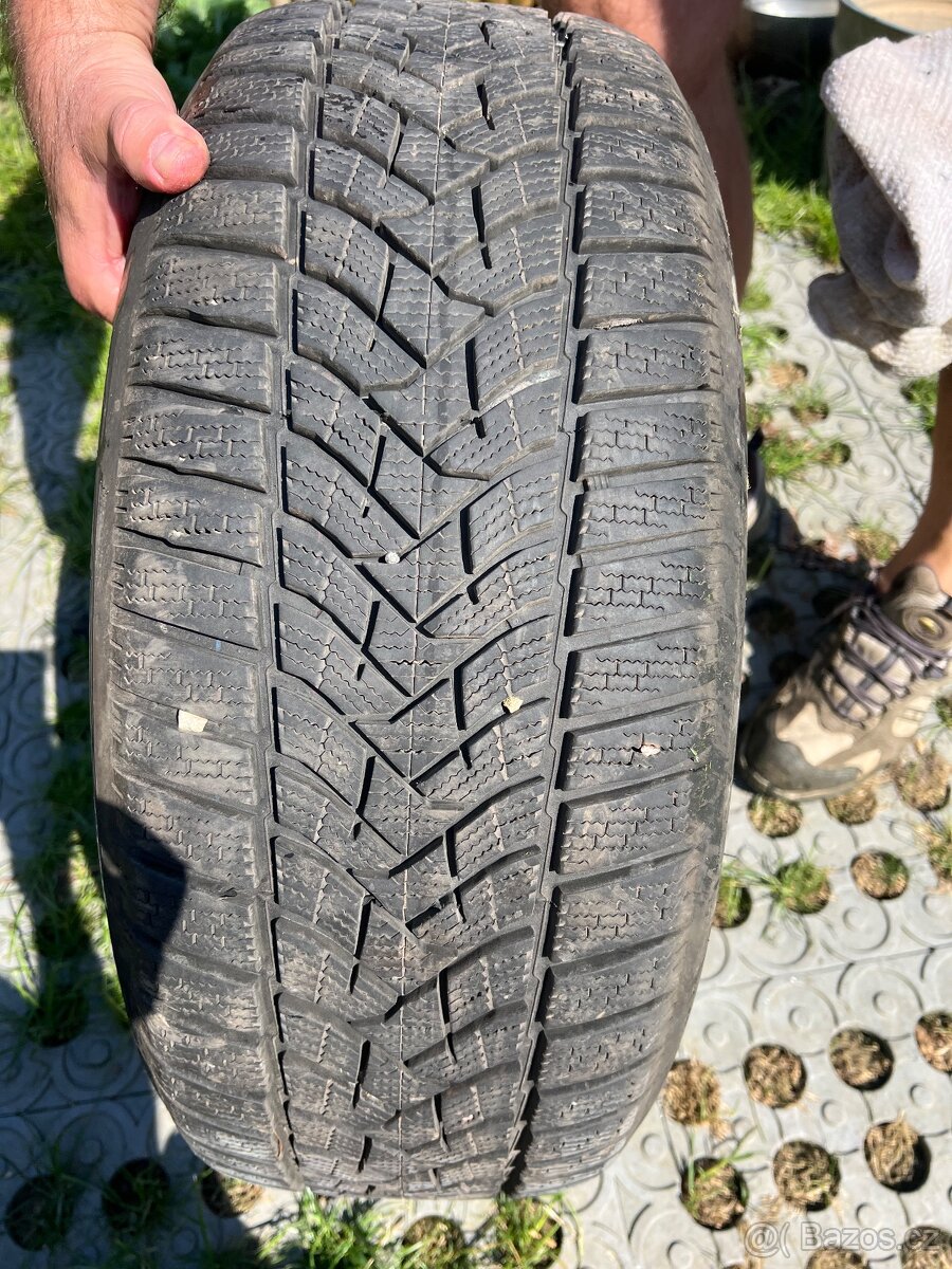 Zimní Dunlop winter sport 225/55 r 17
