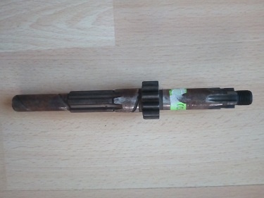 Hlavní hřídel Jawa 350