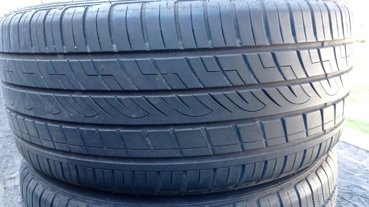 Letní 245/45 r19