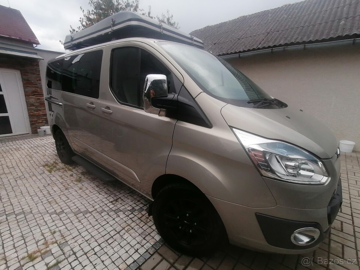 Ford tourneo custom s obytnou vestavbou