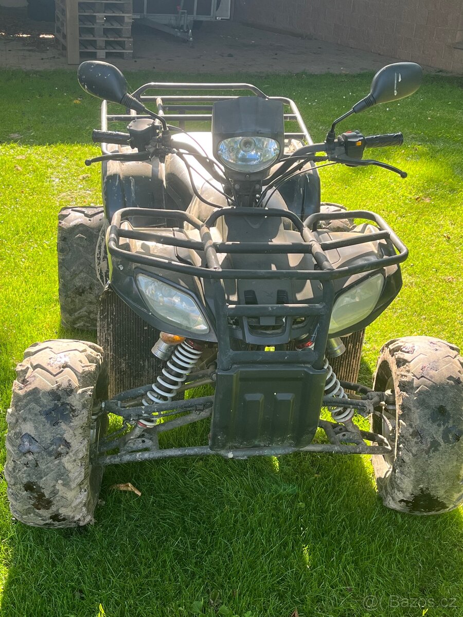 Čtyřkolka 250 Lyda 203 E -ll