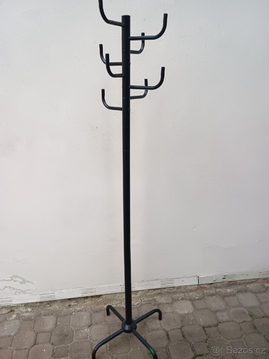 Věšák