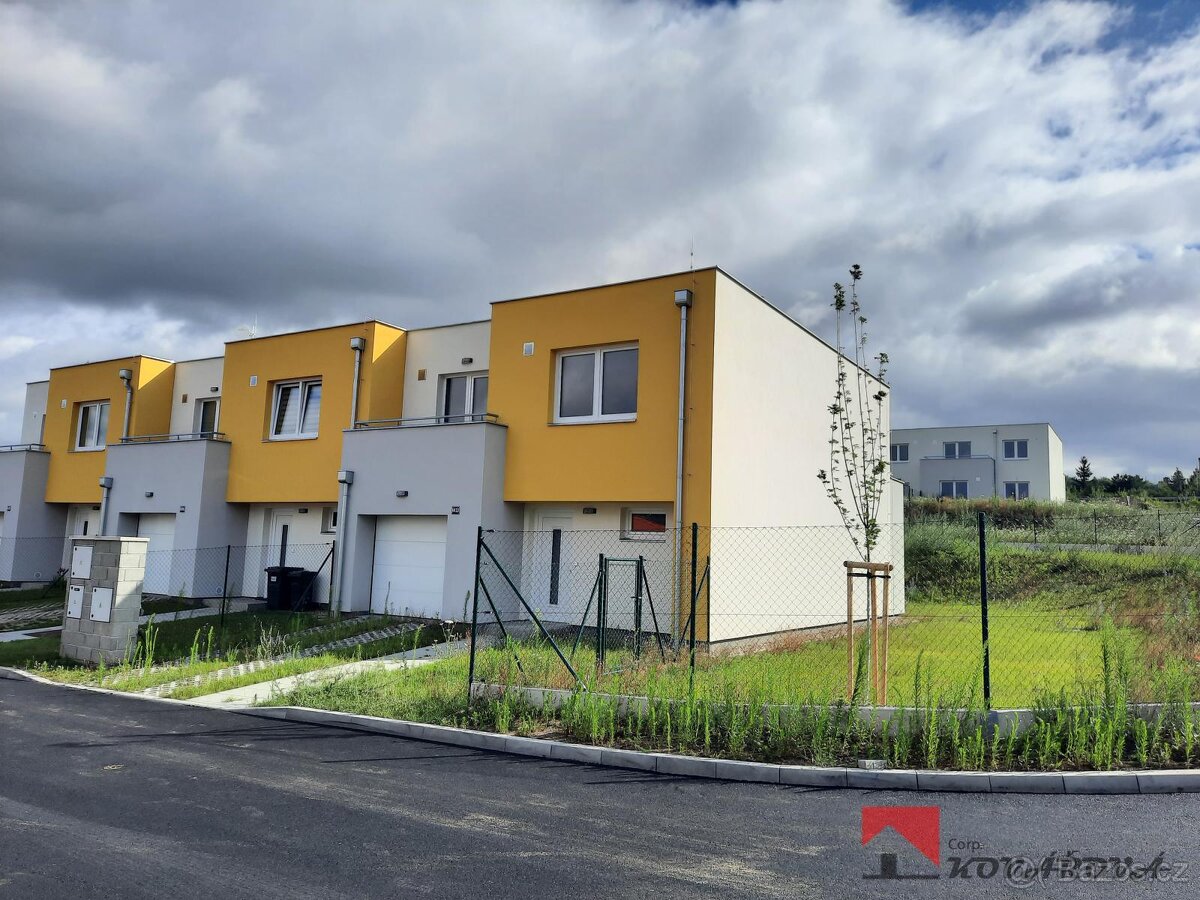 Dům 5+kk/terasy, garáž, zahrada, 457m2