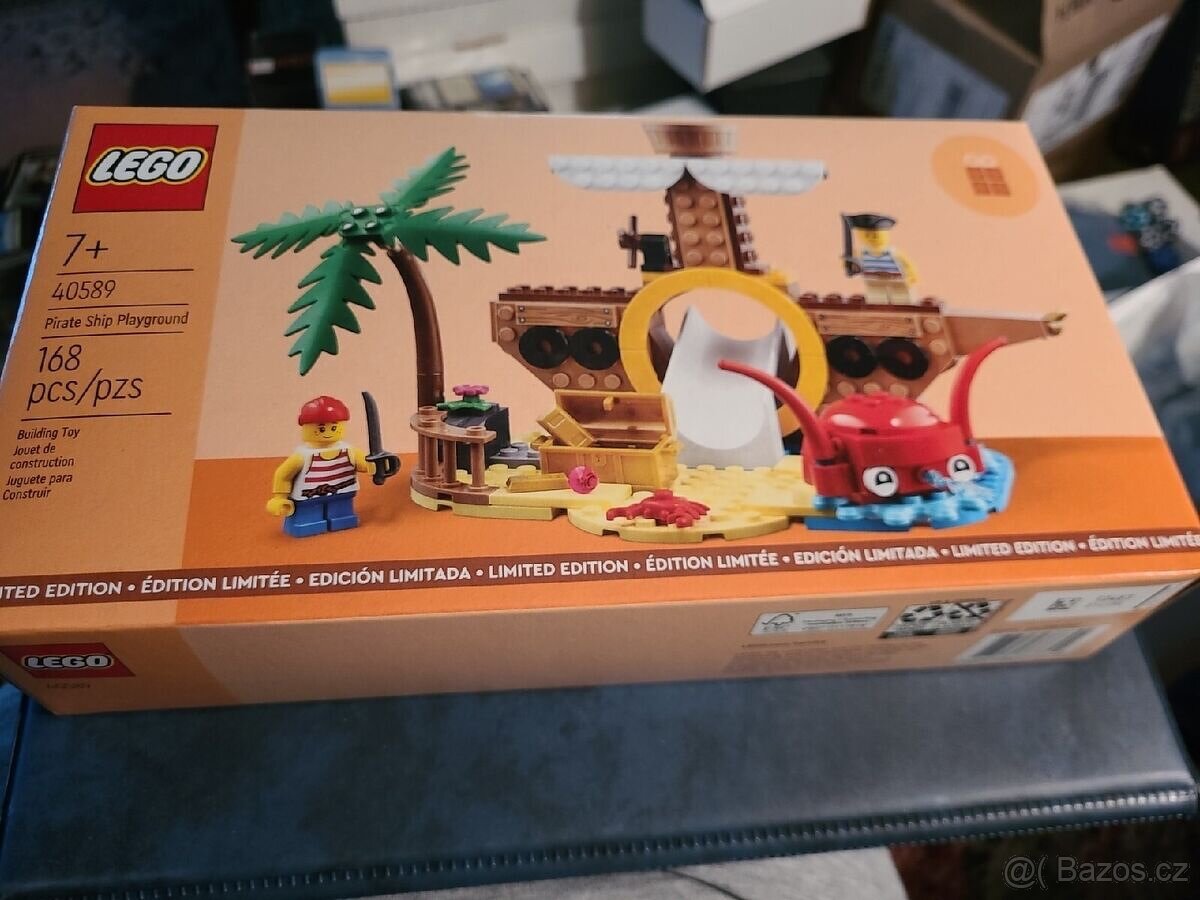Lego 40589 Hřiště s pirátskou lodí