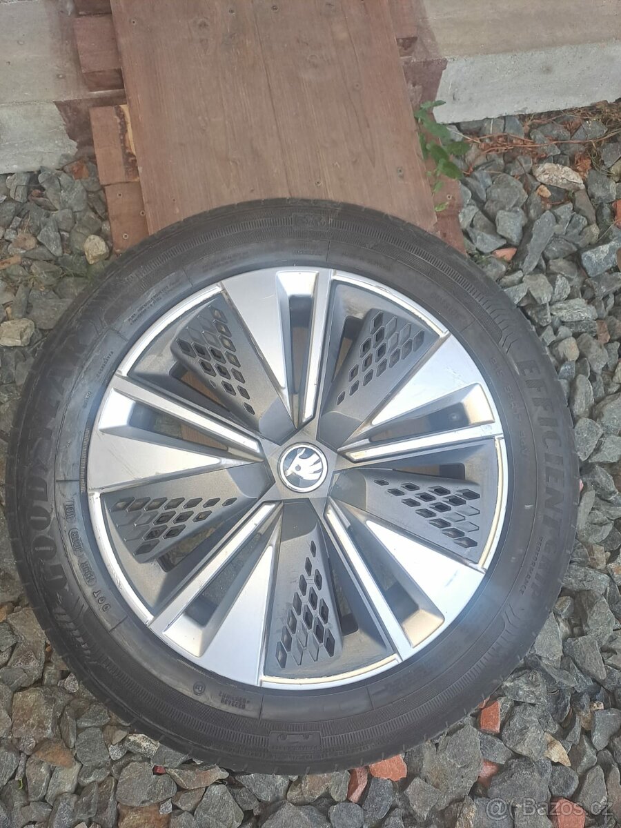 Prodám celé kolo na Škoda Karoq 57A601025AA