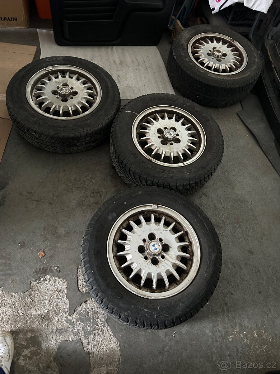 Bmw e30 kanaldekly R14