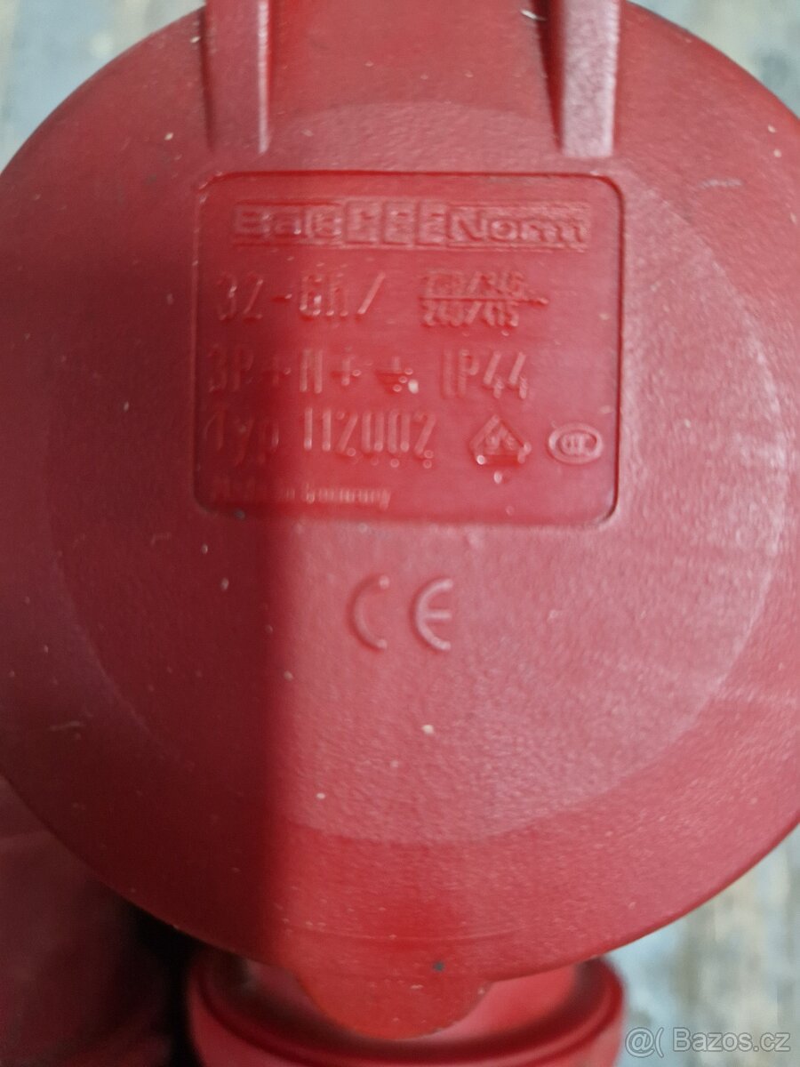 Zásuvky + zástrčky 380V