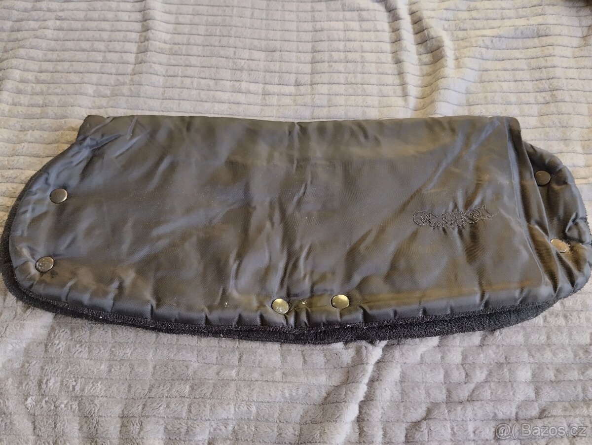 Rukávník na kočárek