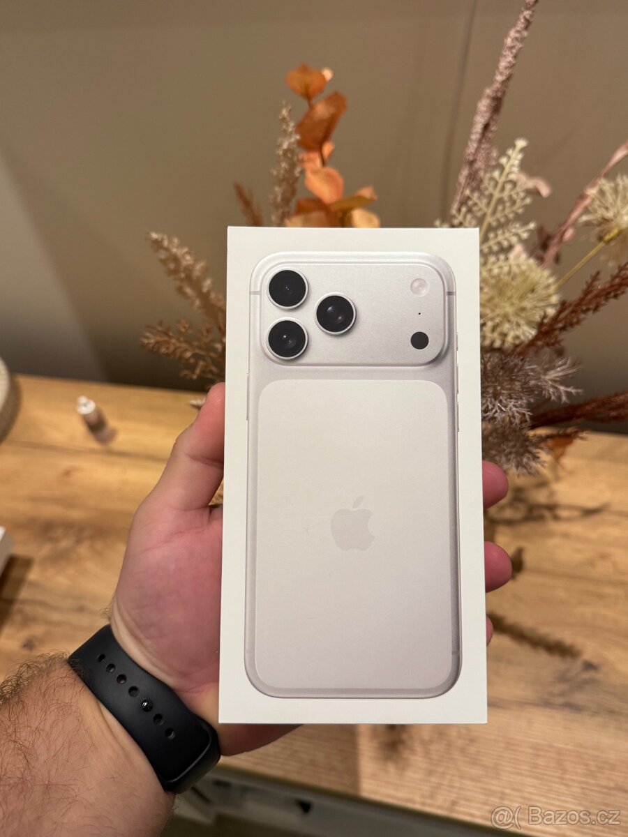 iPhone 17 Pro Max 256GB Silver Nový