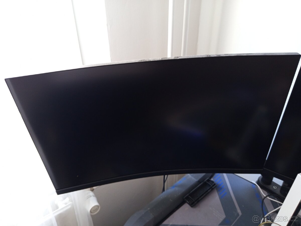 Herní monitor