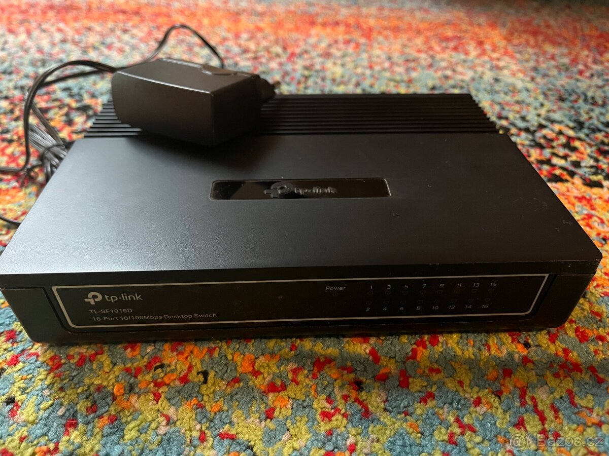 Switch TP-Link TL-SF1016D