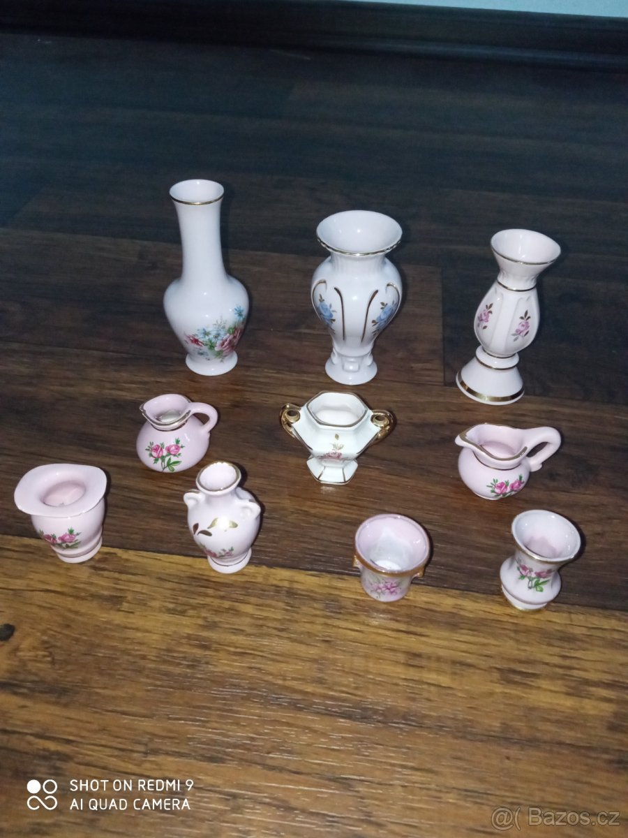 Růžový porcelán miniatury