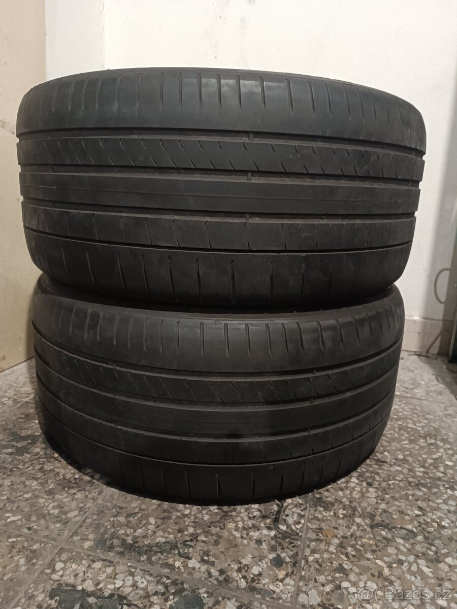 Letní pneu  285/35/21 Pirelli P Zero