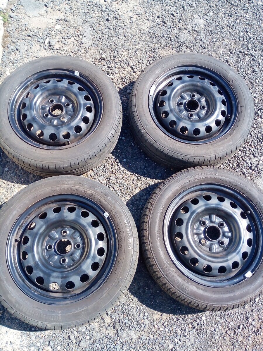 Sada kol 4x100, ET 39, R 14 vč. pneu 155/65 R 14