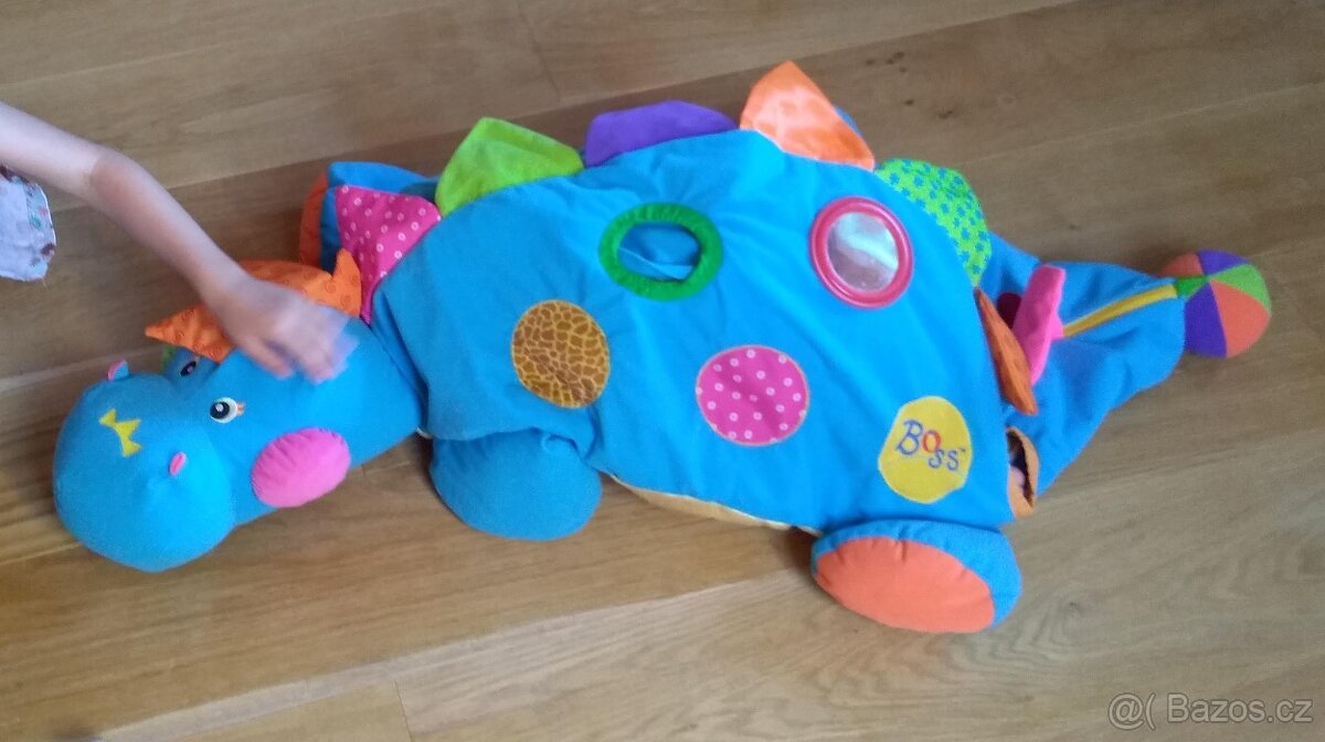 Velký drak - dinosaurus s balónky