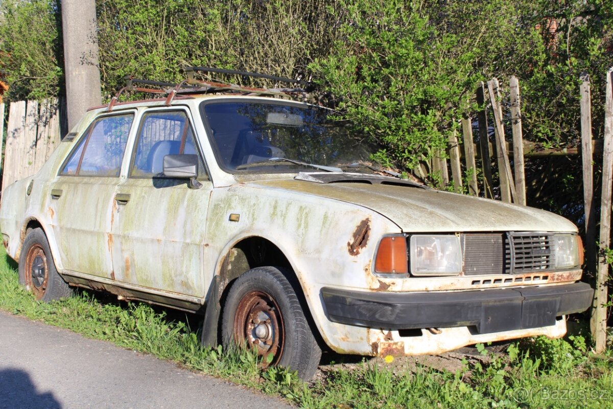 Škoda 120L