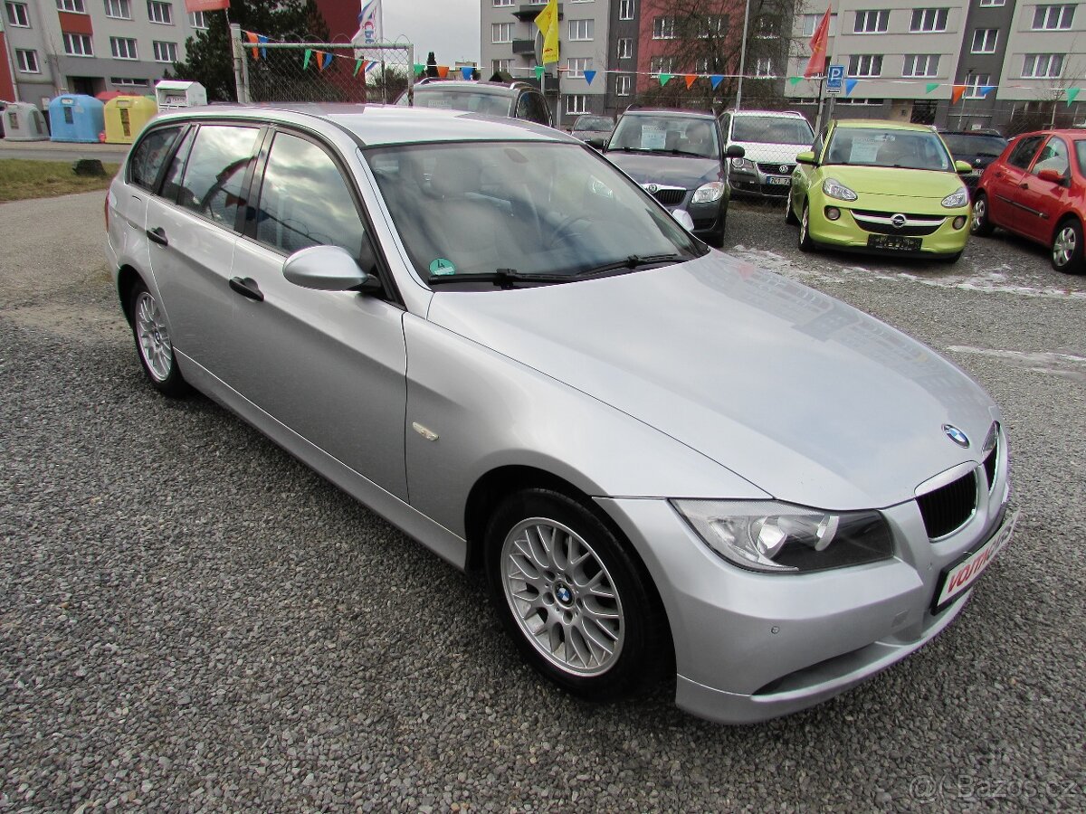 BMW 318i 95kW kombi, Serviska, nová STK, ALU kola
