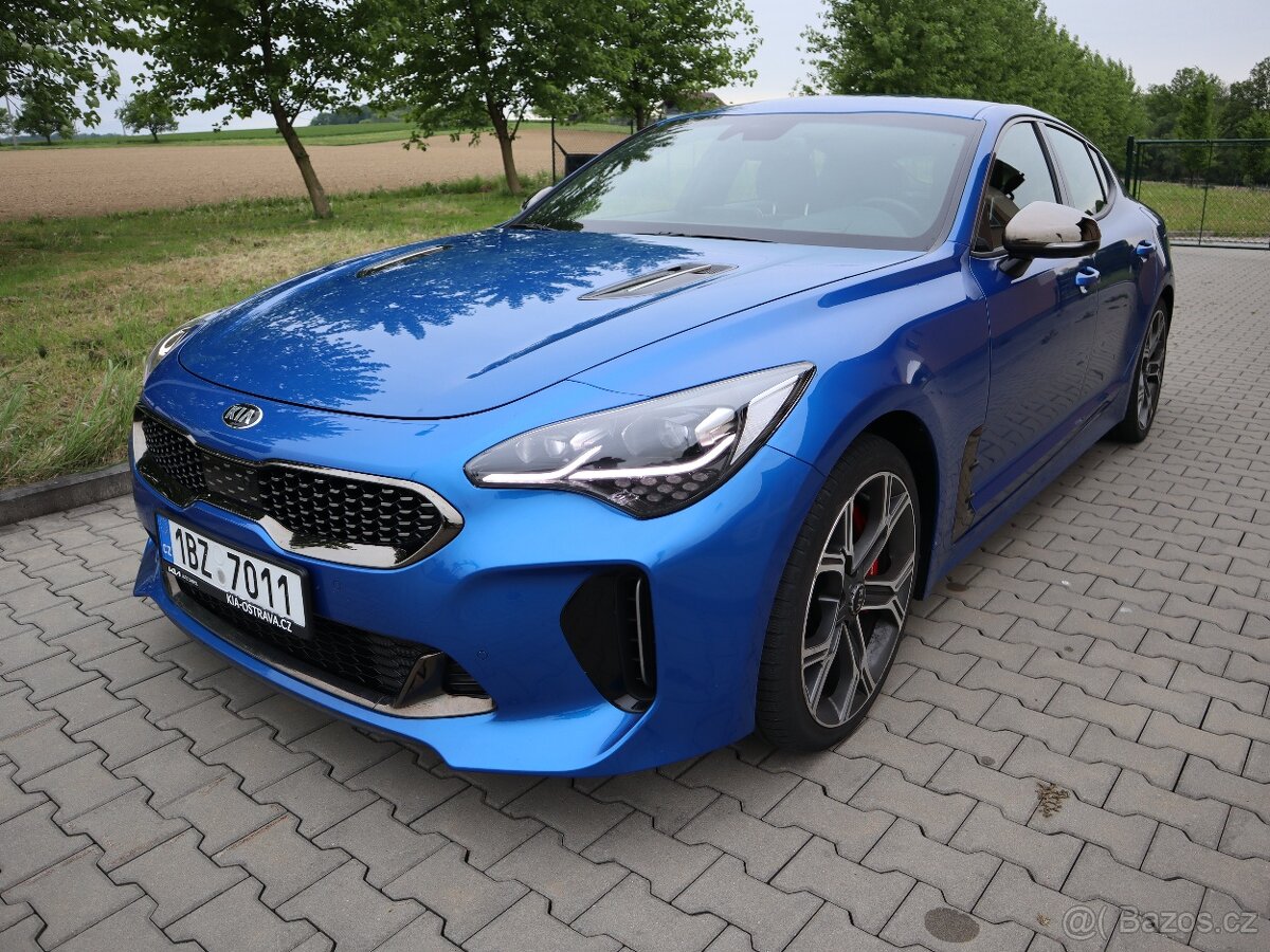 Kia Stinger 3.3 TGDI V6 272 kW 4WD GT-Line r.5/2018 Původ ČR
