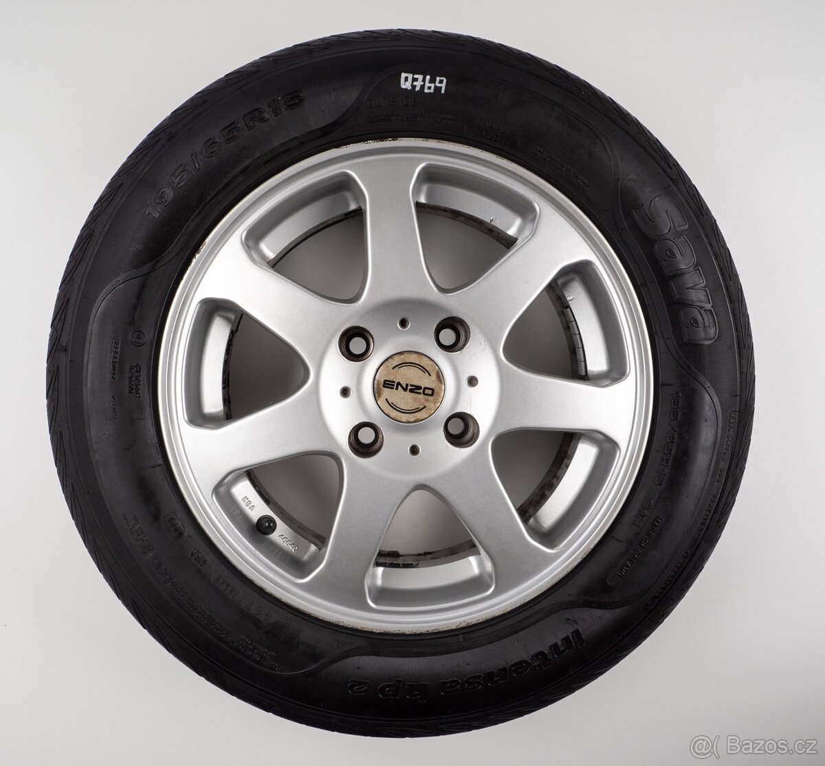 Nissan Tiida - 15" alu kola - Letní pneu