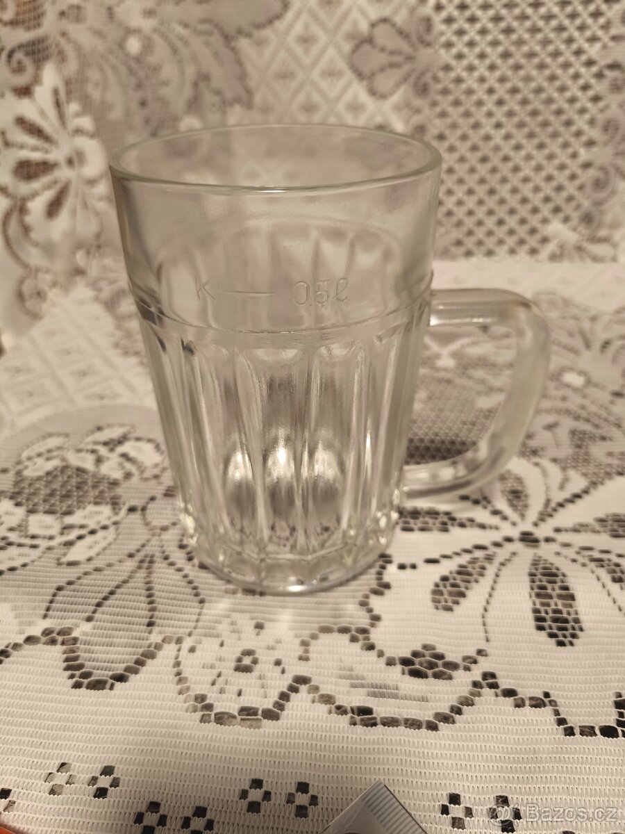 Půllitr.
