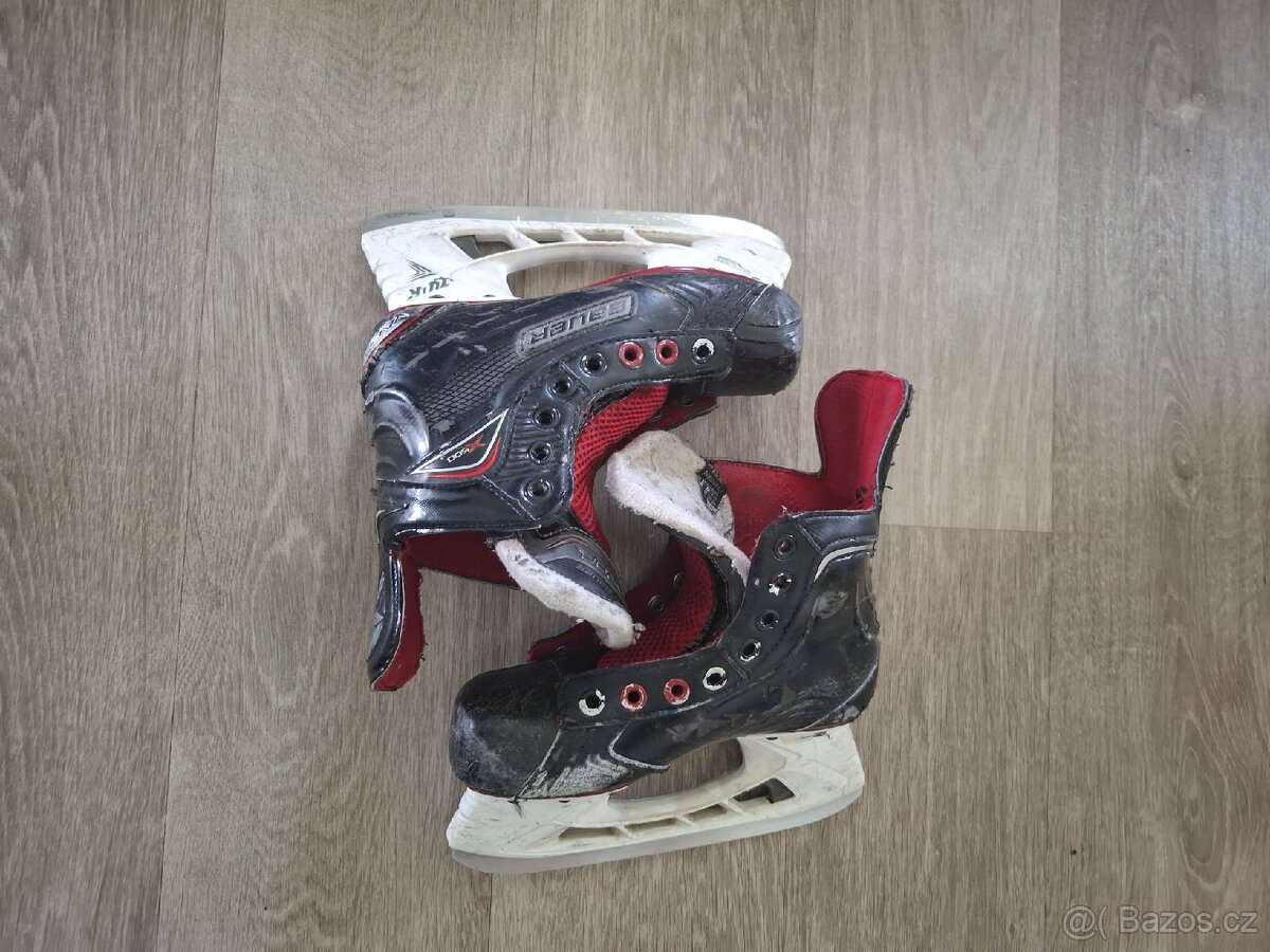 Hokejové brusle Bauer x vapor X 500